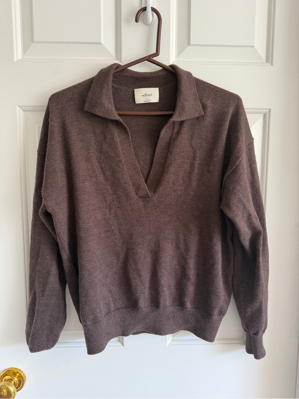 Wilfred Men's Brown Collared V‑Neck Sweater